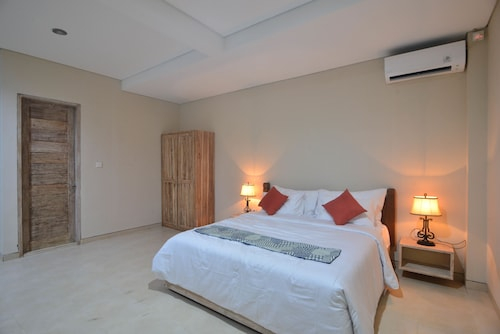 Krisandi House Jimbaran, Badung