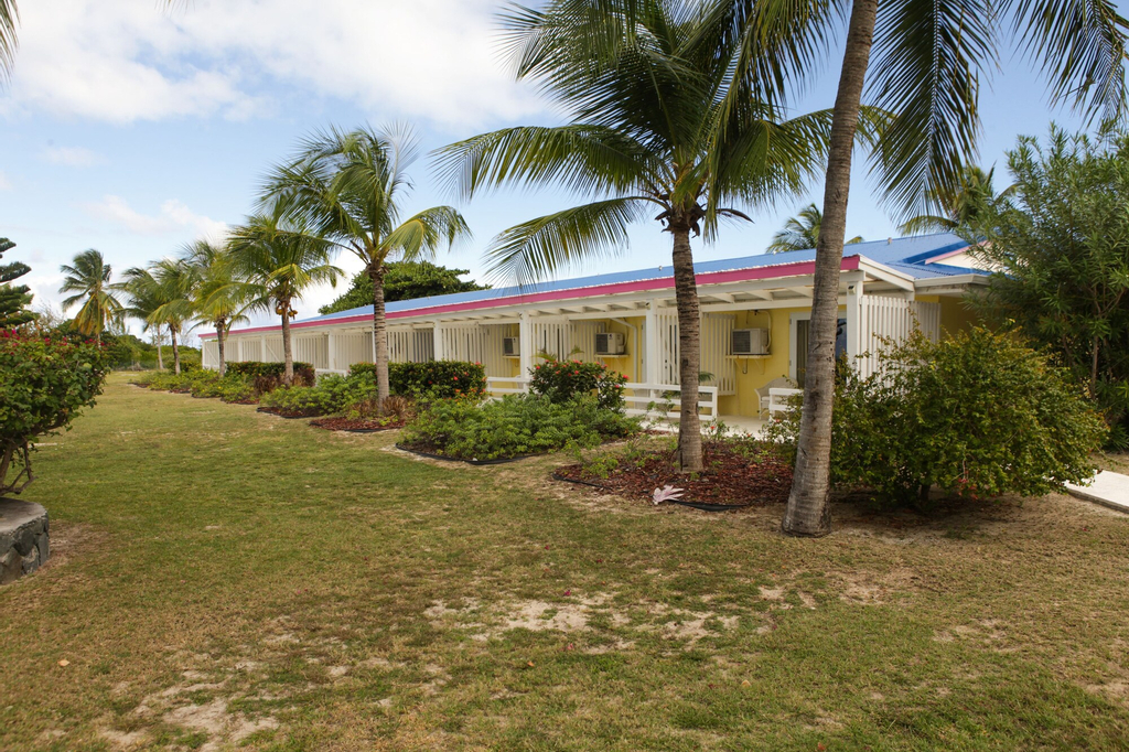 Anegada Reef Hotel,