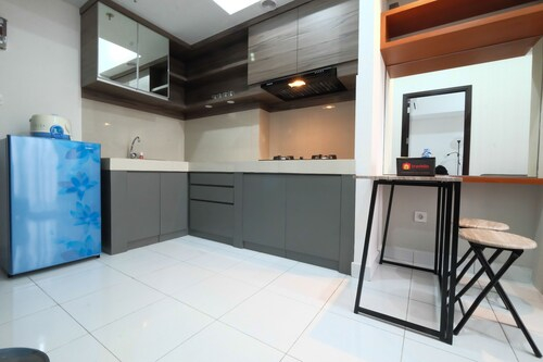 Minimalist and Comfortable 1BR Casa De Parco Apartment By Travelio, Tangerang Selatan