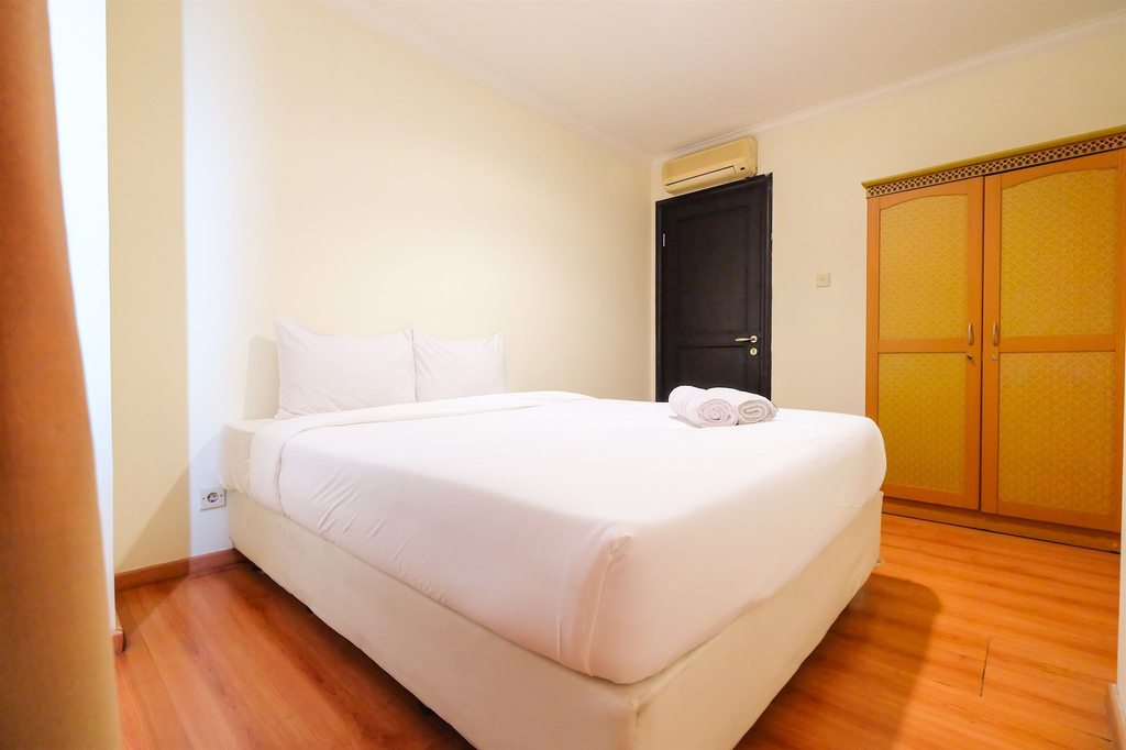 Exclusive Riverside Pluit Apartment, Jakarta Timur