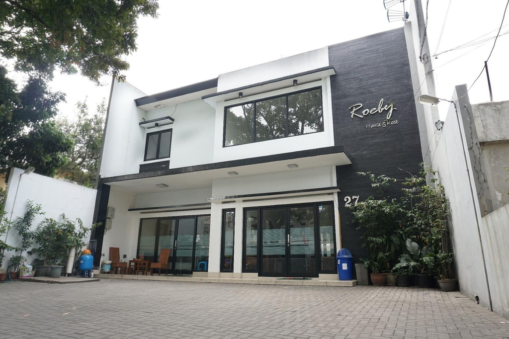 Residences by RedDoorz Syariah @ Buah Batu (Minimum 6 Nights), Bandung