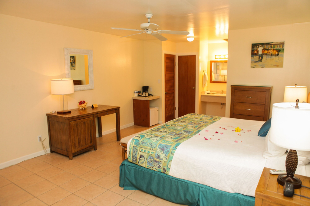Anegada Reef Hotel,