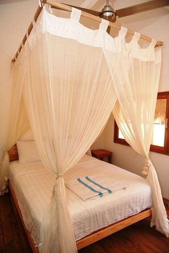 Rua Beach Resort Sumba, Sumba Barat