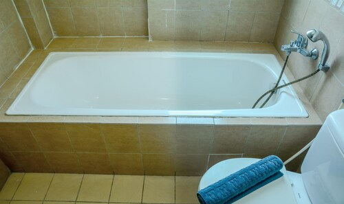 Spacious Hampton's Park Apartment with Working Space, Jakarta Selatan