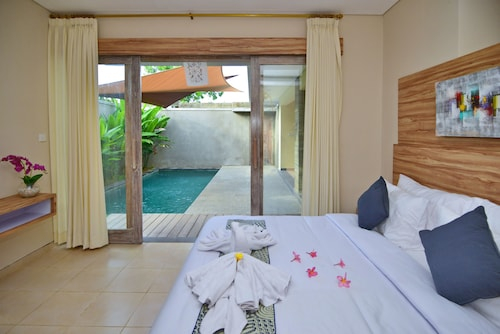 Krisandi House Jimbaran, Badung