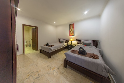 Bahagia Villas Ungasan, Badung
