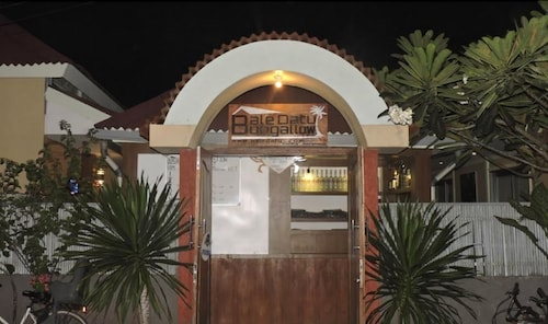 Bale datu bungalow, Kepulauan Gili