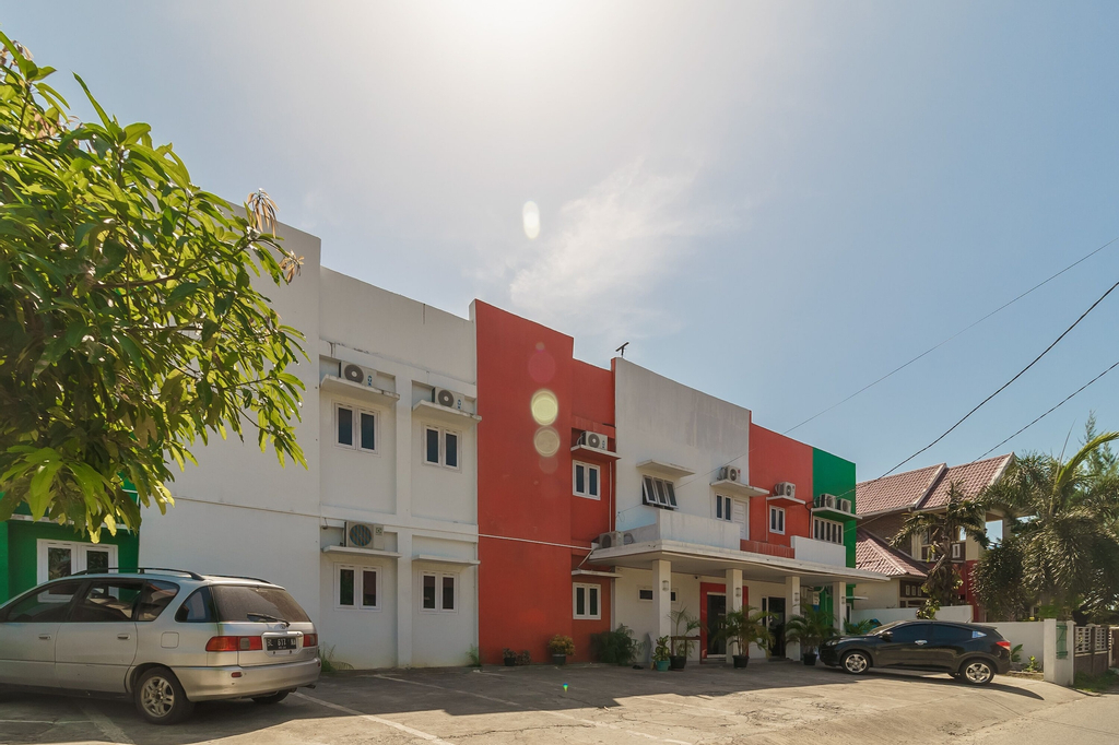 RedDoorz Syariah @ Panglima Nyak Makam Aceh, Banda Aceh