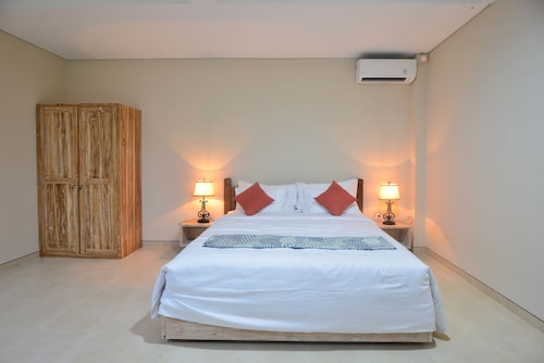 Krisandi House Jimbaran, Badung