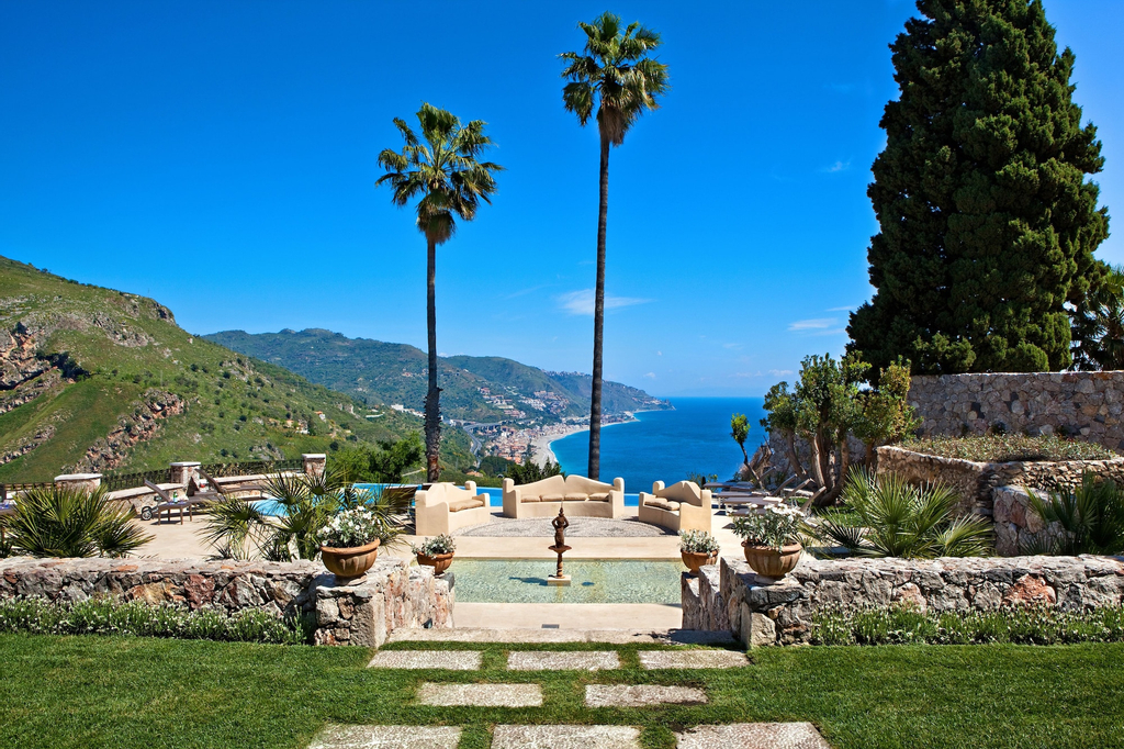 The Ashbee Hotel, Messina