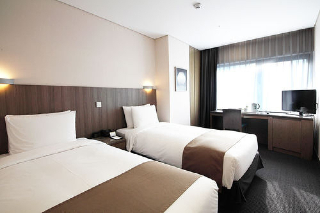 Center Mark Hotel, Jongro