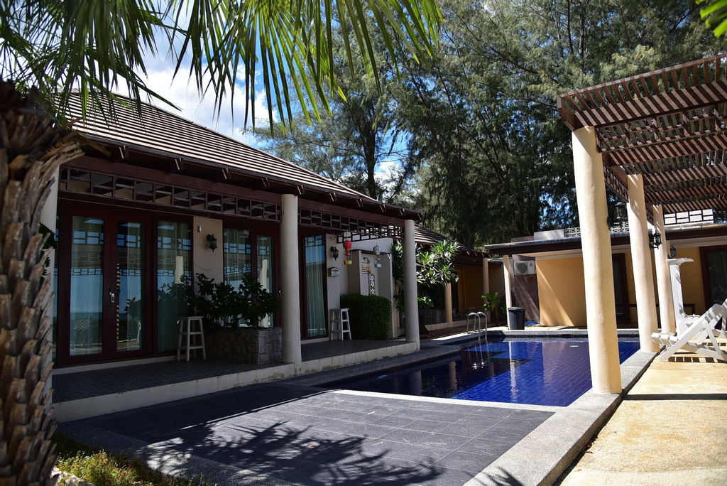 Puranaya Resort, K. Sam Roi Yot