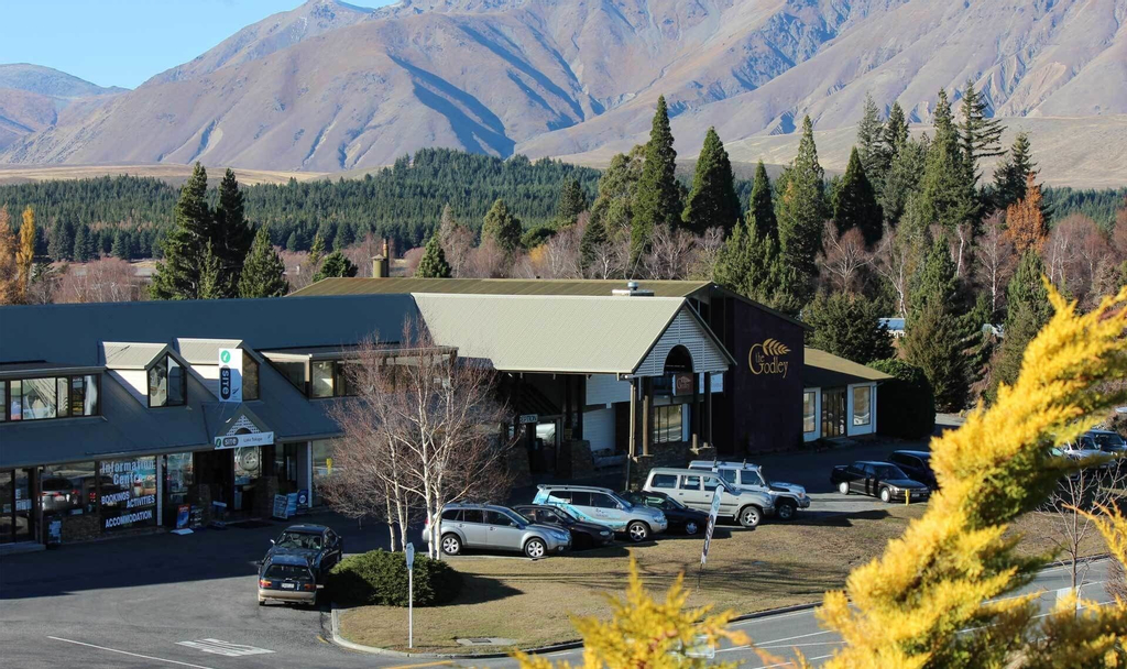 The Godley Hotel, Mackenzie