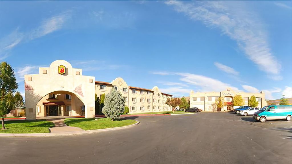 Super 8 by Wyndham Sparks/Reno Area, Washoe