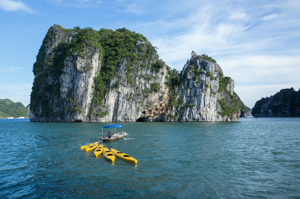 Emperor Cruise Ha Long, Hạ Long