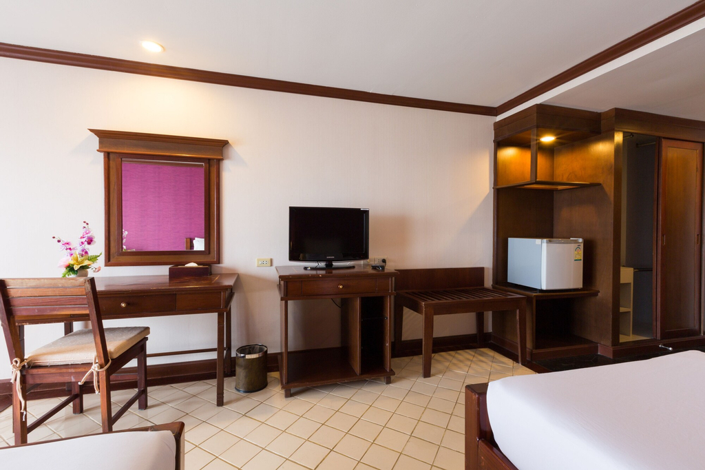 Royal Phala Cliff Beach Resort and Spa, Ban Chang