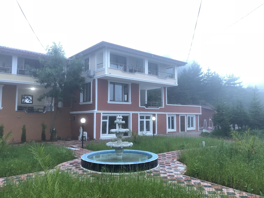 Zarha Mountain Resort, Sürmene