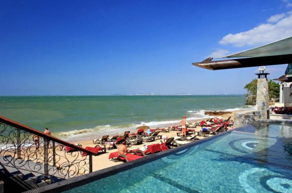 Pattaya Modus Beachfront Resort, Pattaya