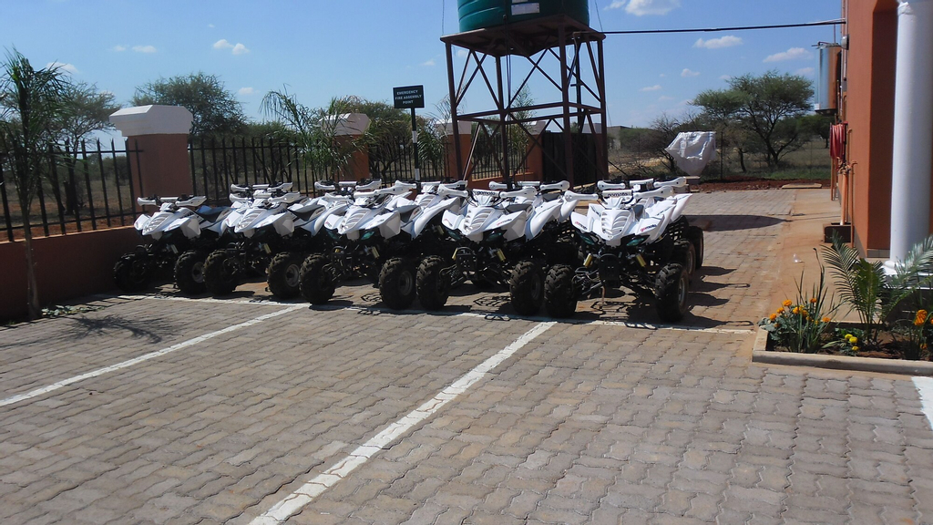 Gill Sleepover Guesthouse, Kgatleng