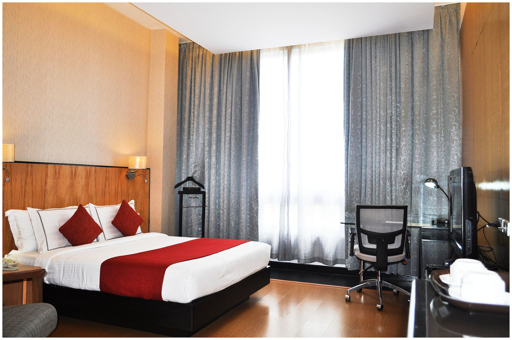 Paseo Premiere Hotel, Santa Rosa City
