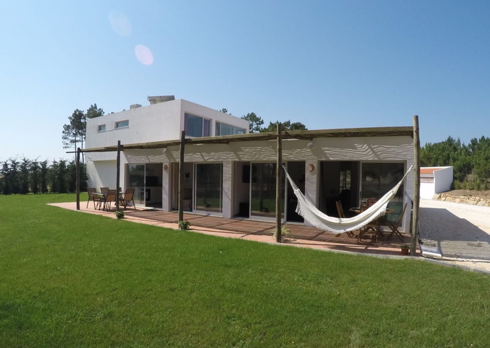 Studio in Serra do Bouro, With Pool Access, Enclosed Garden and Wifi -, Caldas da Rainha