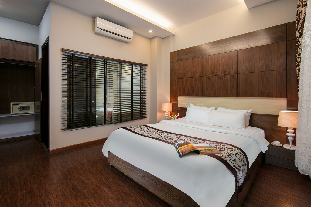 Bonne Nuit Hotel, Hoàn Kiếm