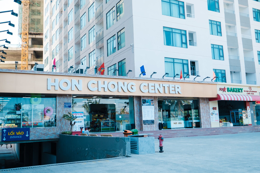 Sunrise Hon Chong Ocean View Apartment, Nha Trang