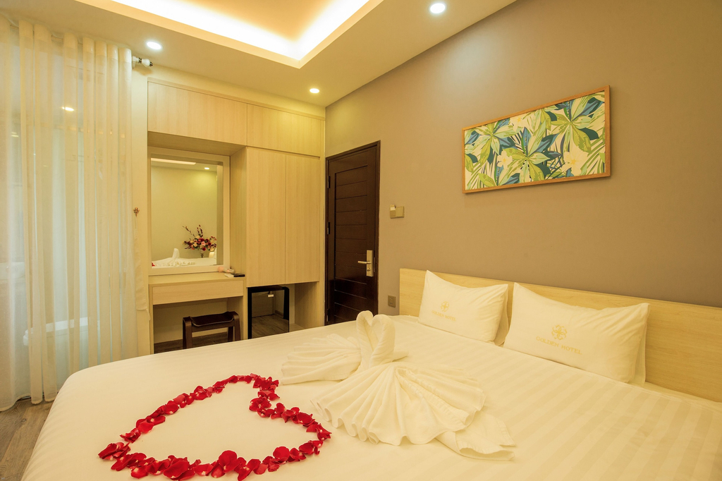 Golden hotel, Hai Bà Trưng