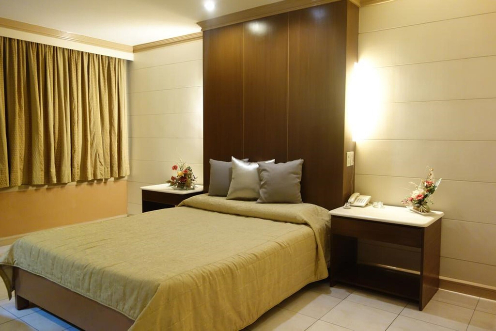 Etsu Hotel, Tacloban City