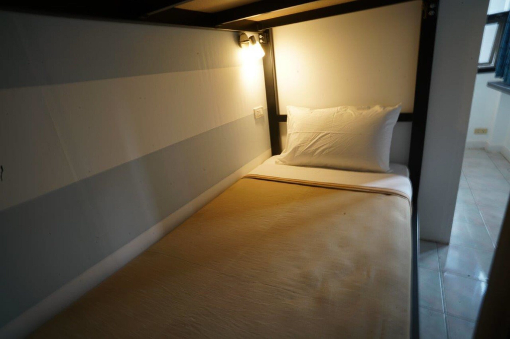Airlink B&B, Ratchathewi