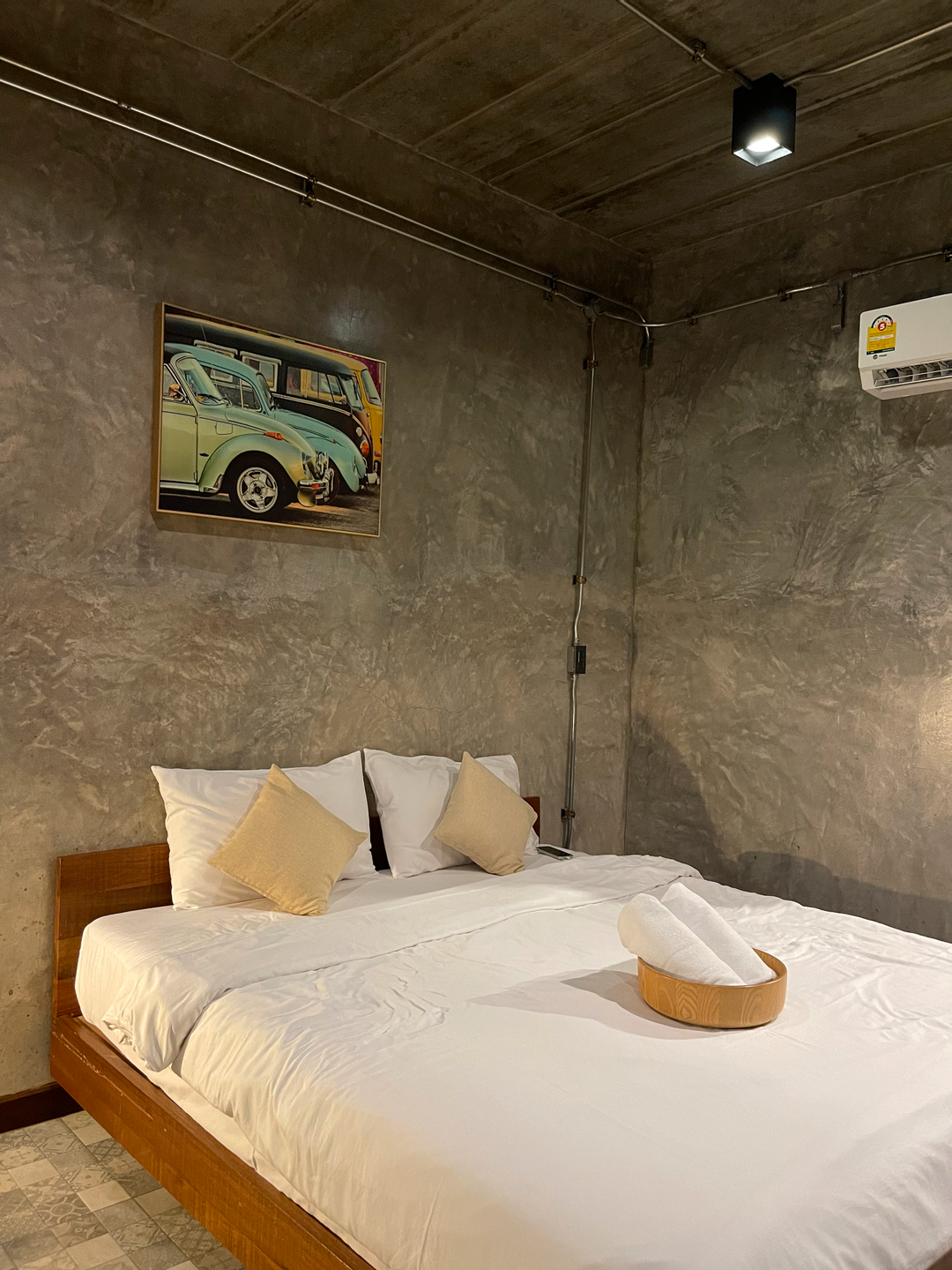 userImage-16