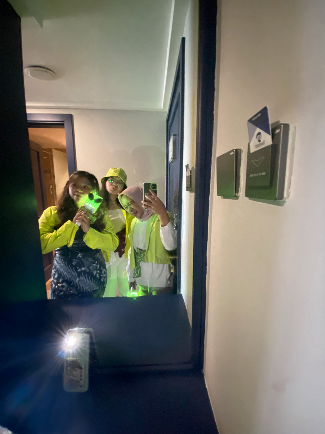 userImage-16