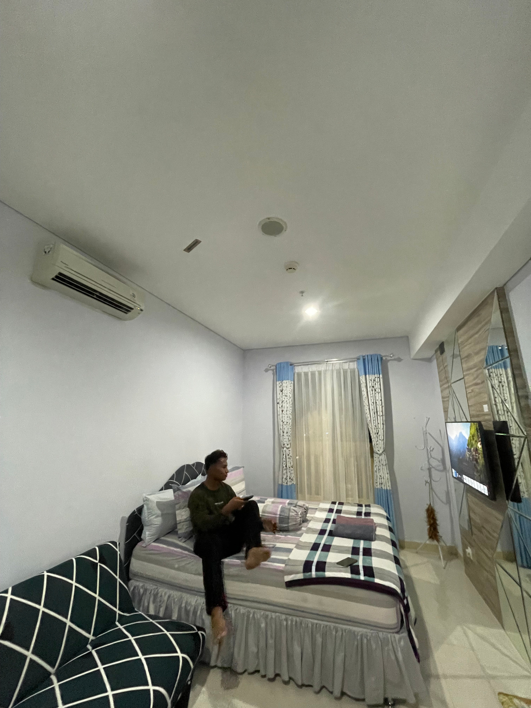userImage-3