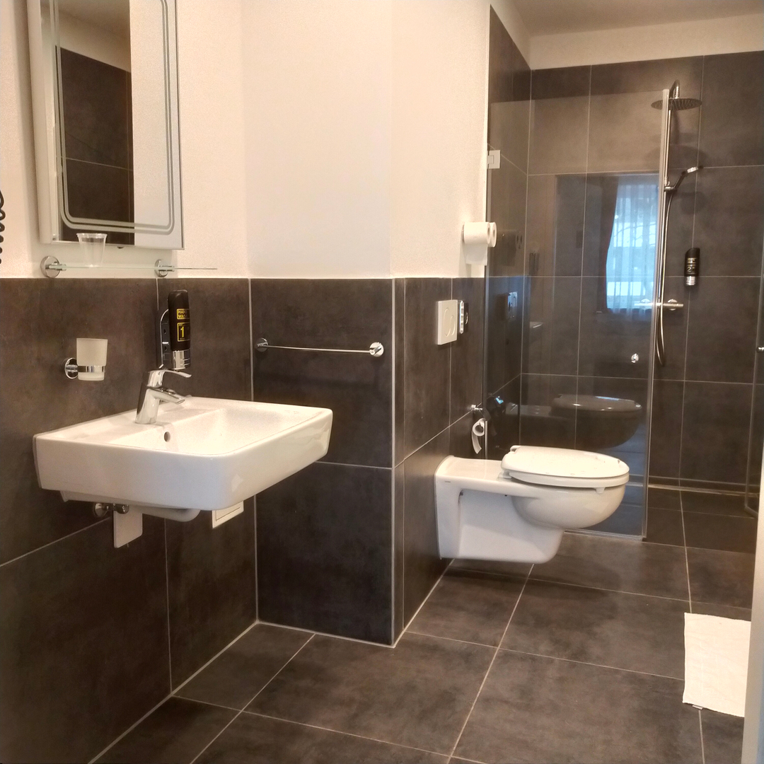 userImage-10