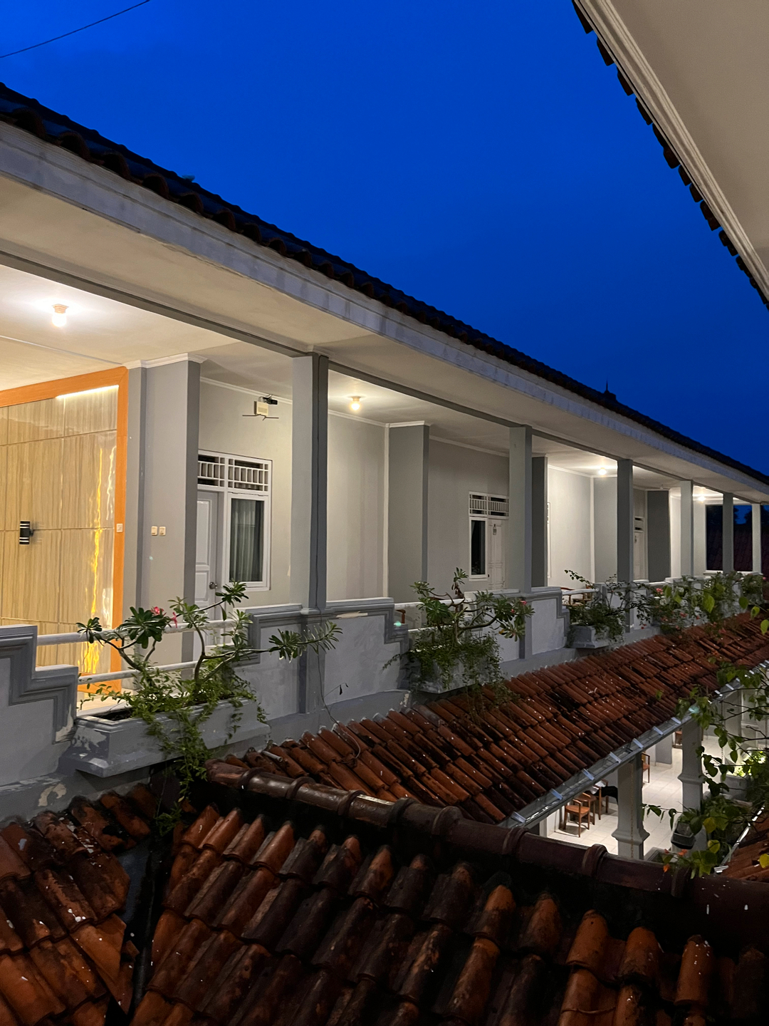 userImage-16