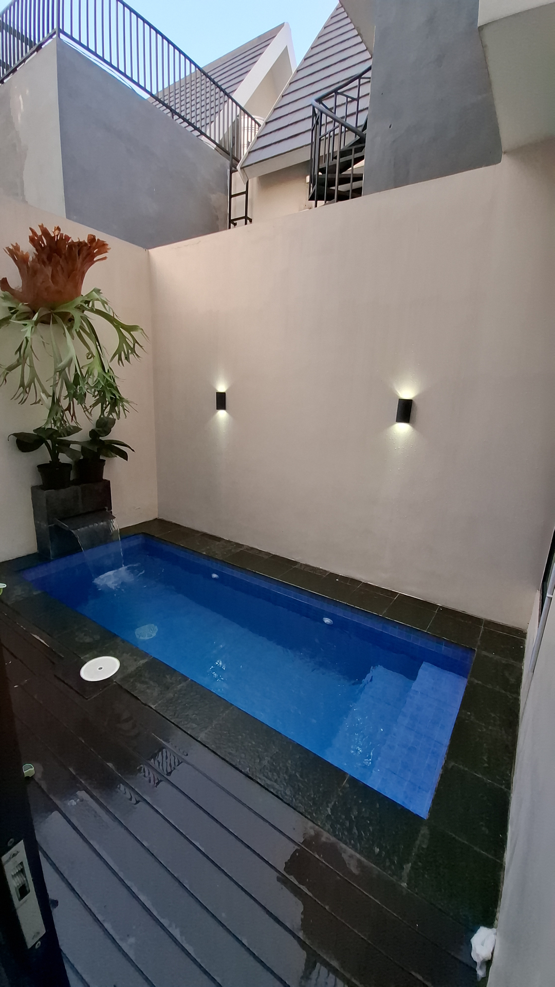 userImage-3