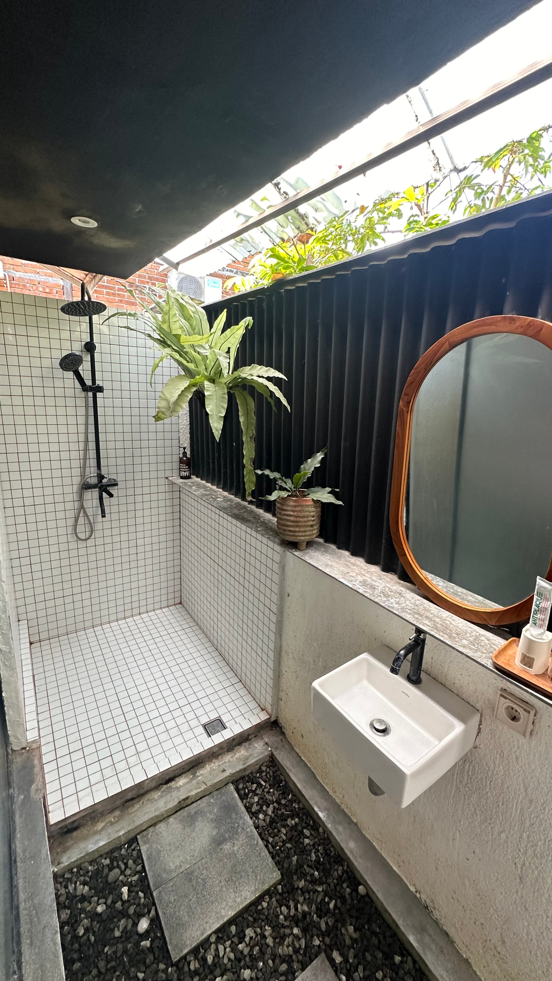 userImage-8