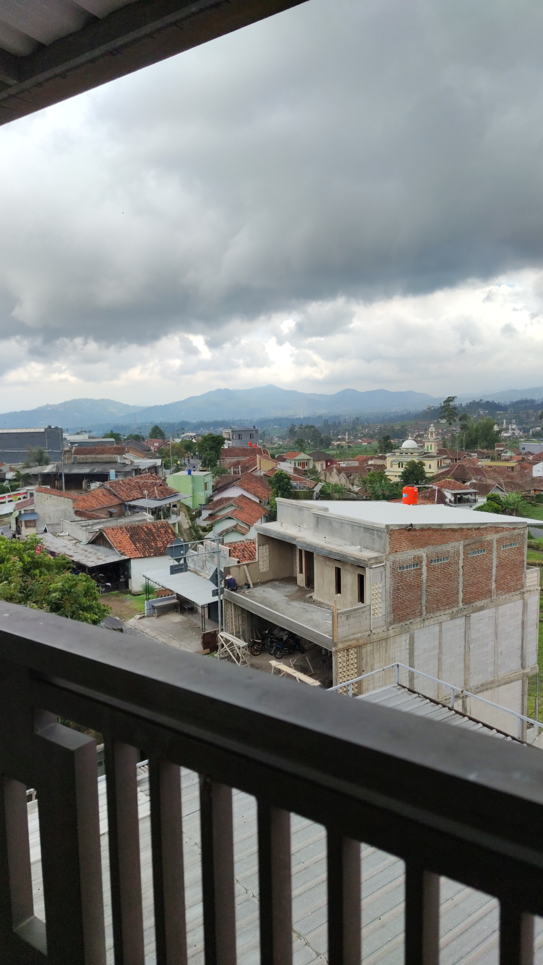 userImage-3
