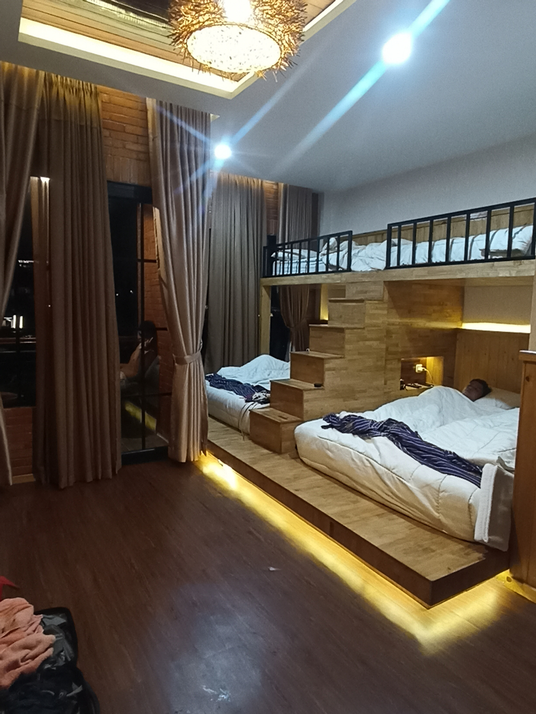 userImage-12