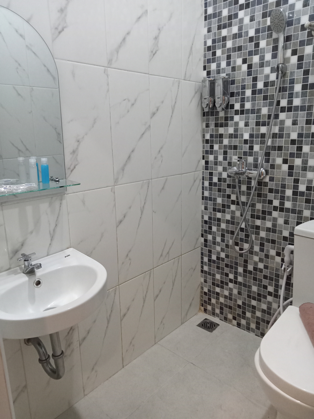 userImage-3