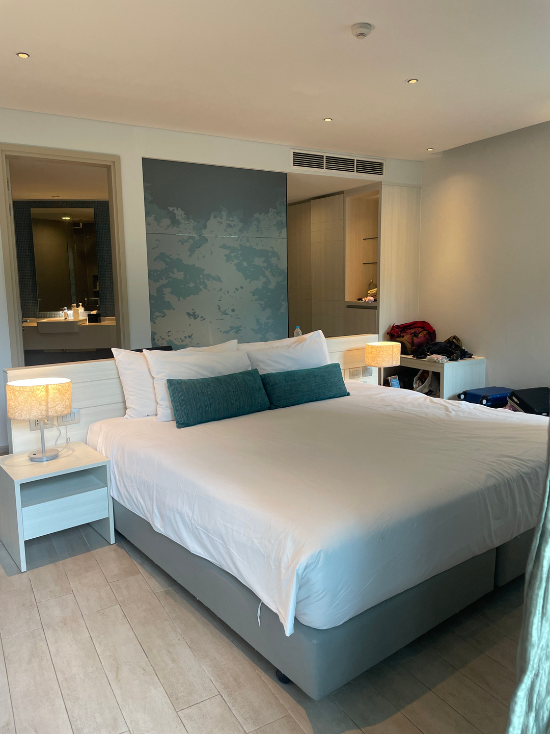 userImage-16