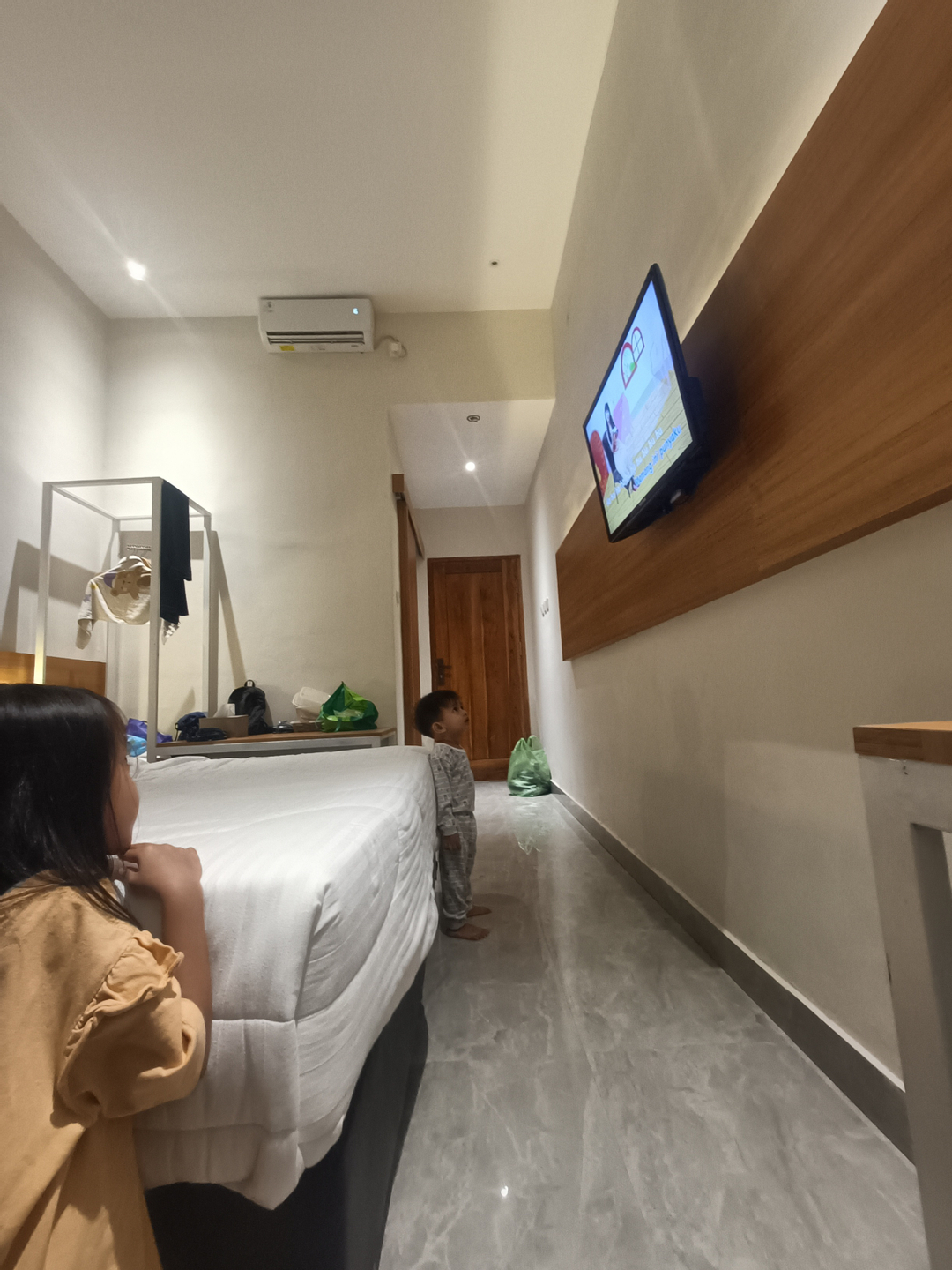 userImage-16