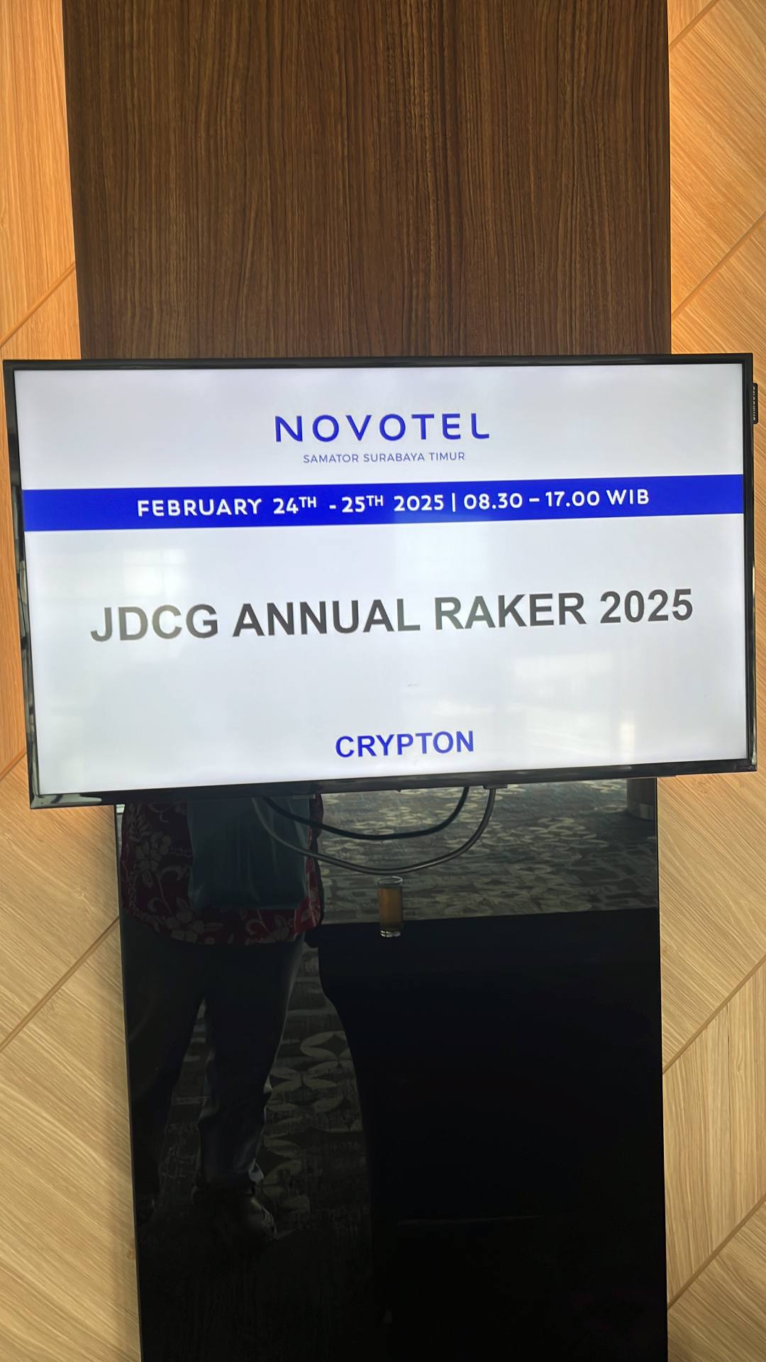 userImage-16