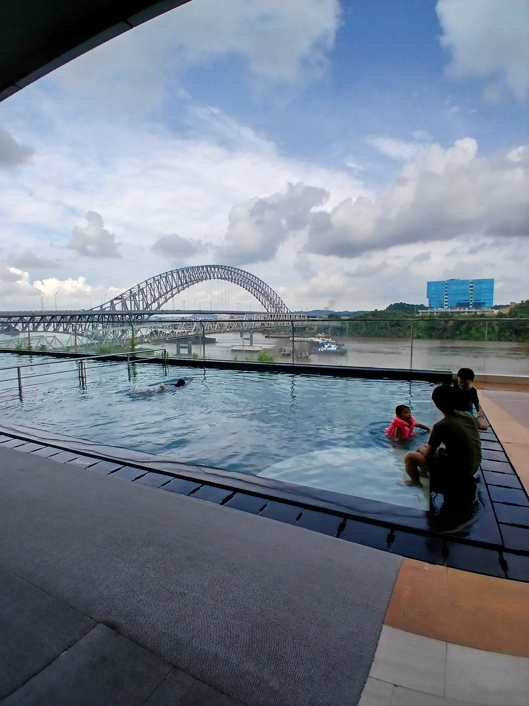 userImage-16