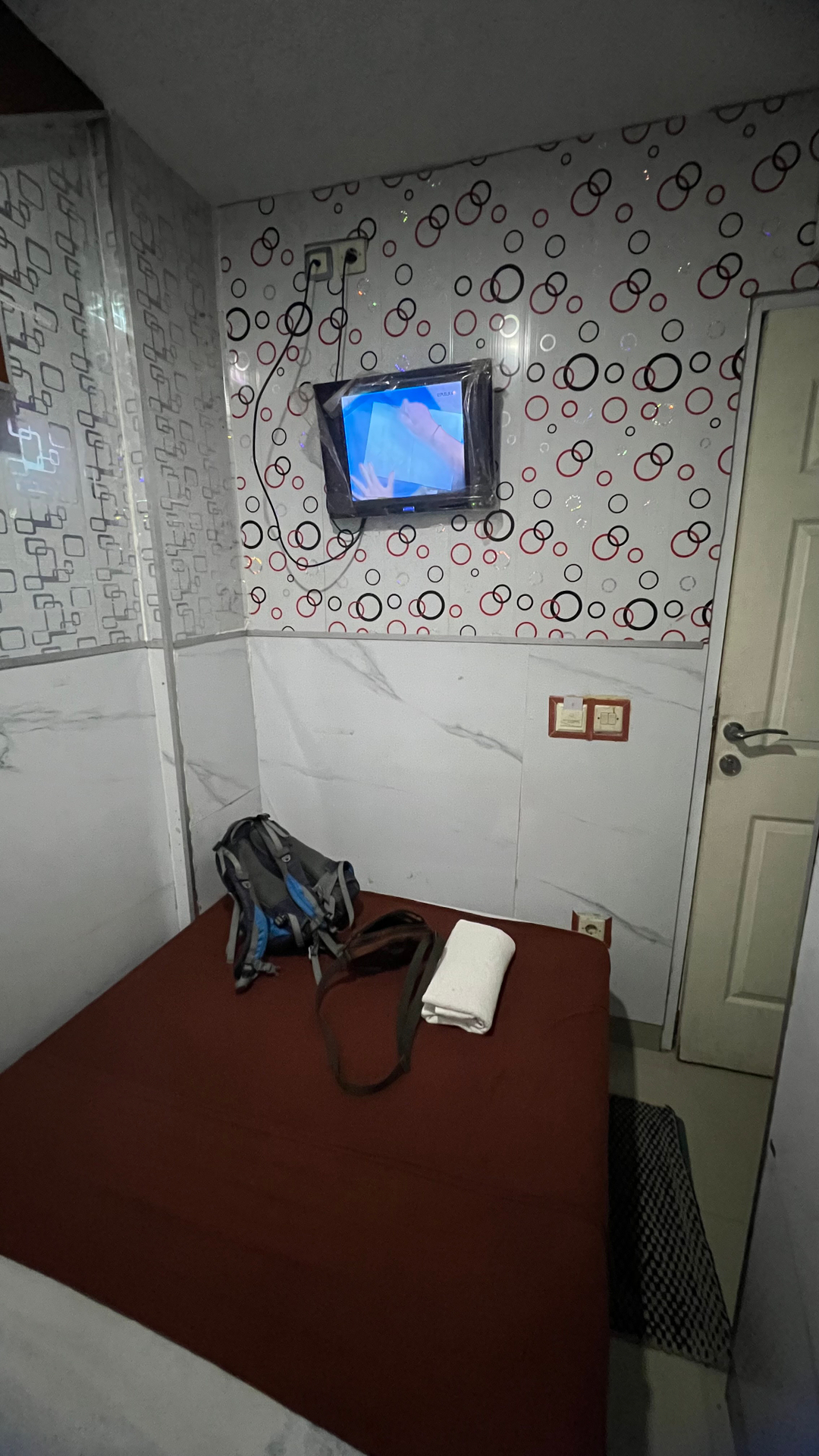userImage-16