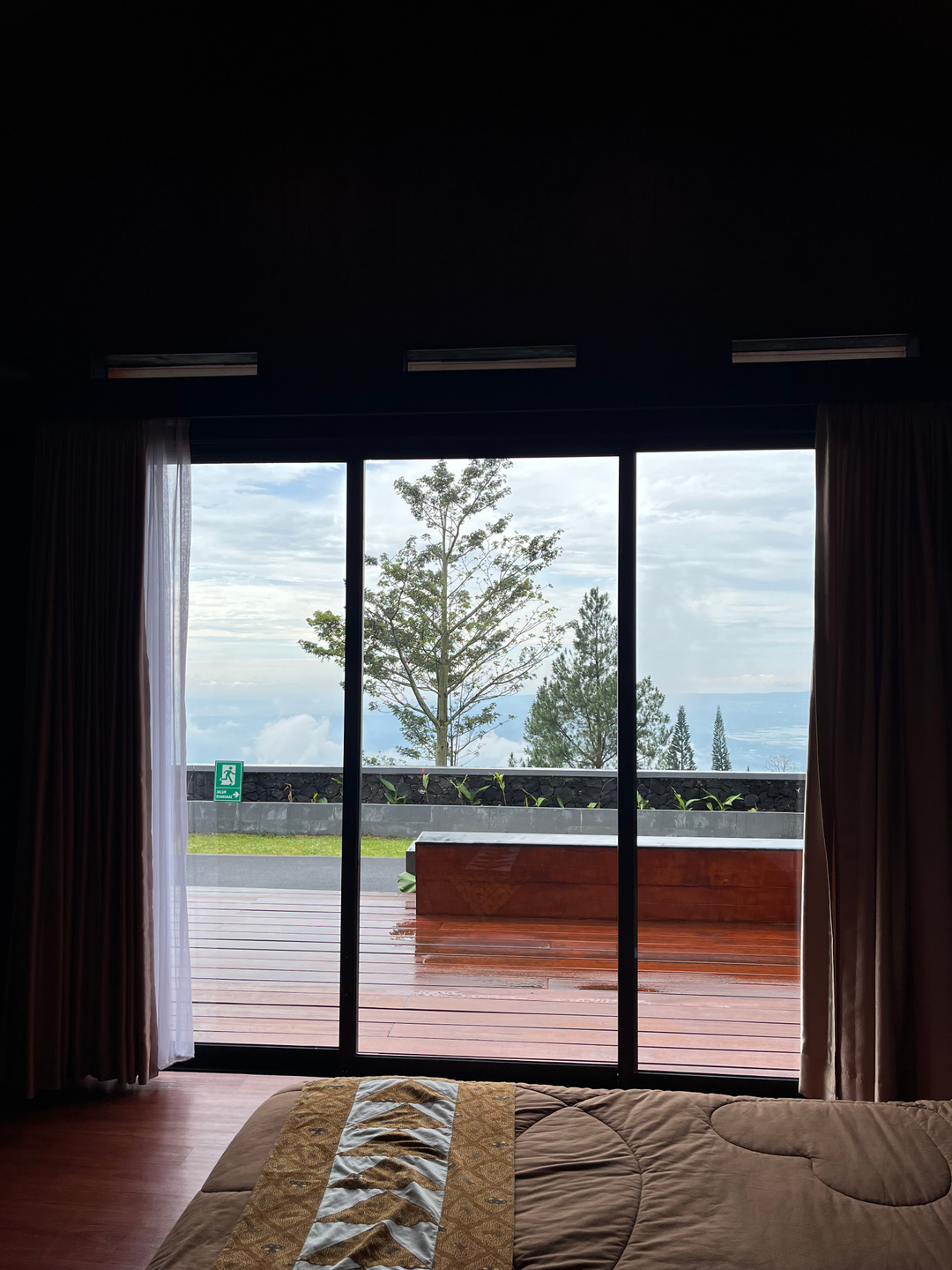 userImage-16