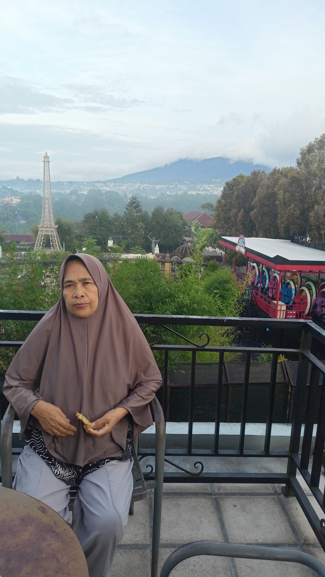 userImage-8
