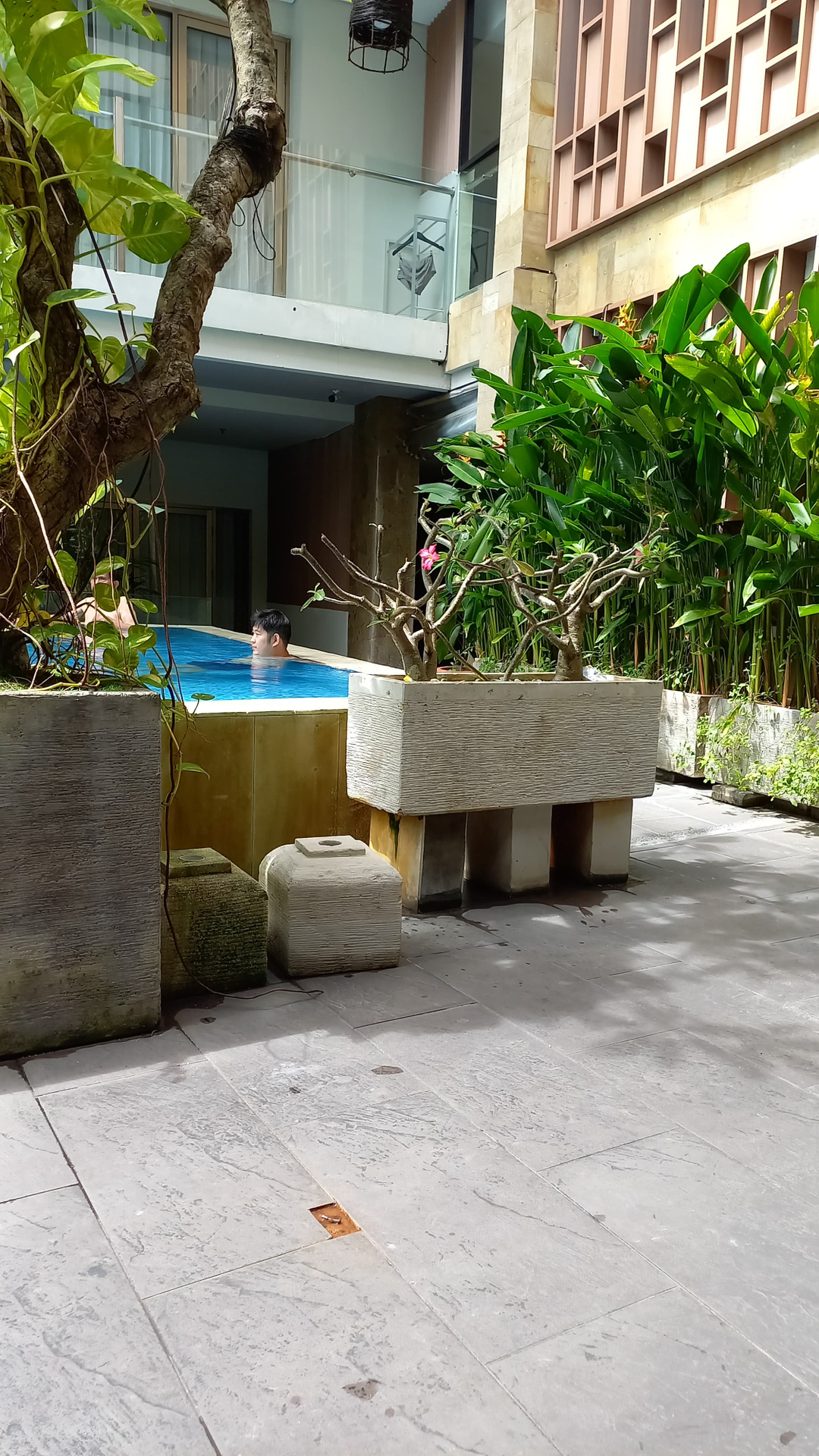 userImage-9