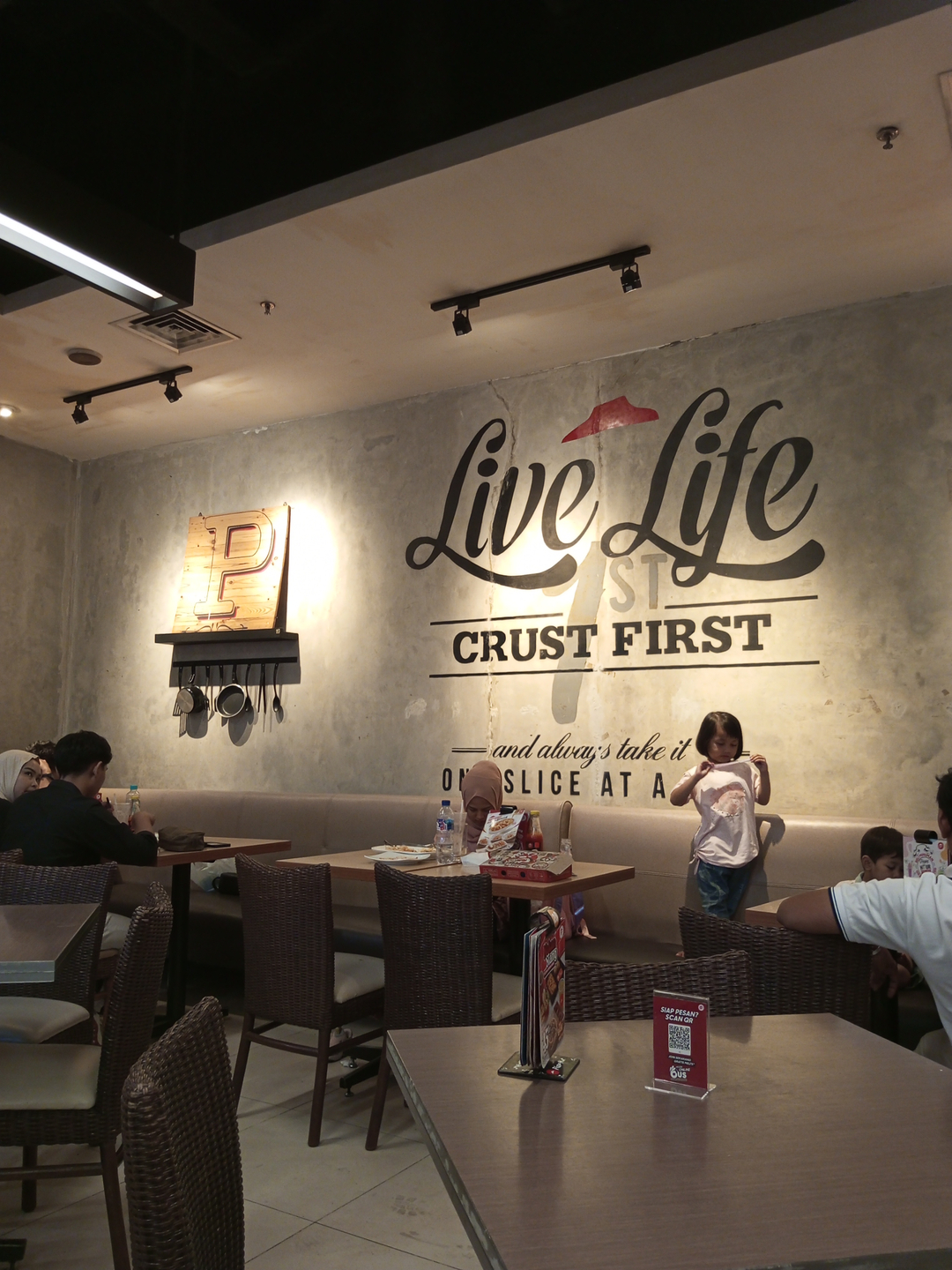 userImage-12