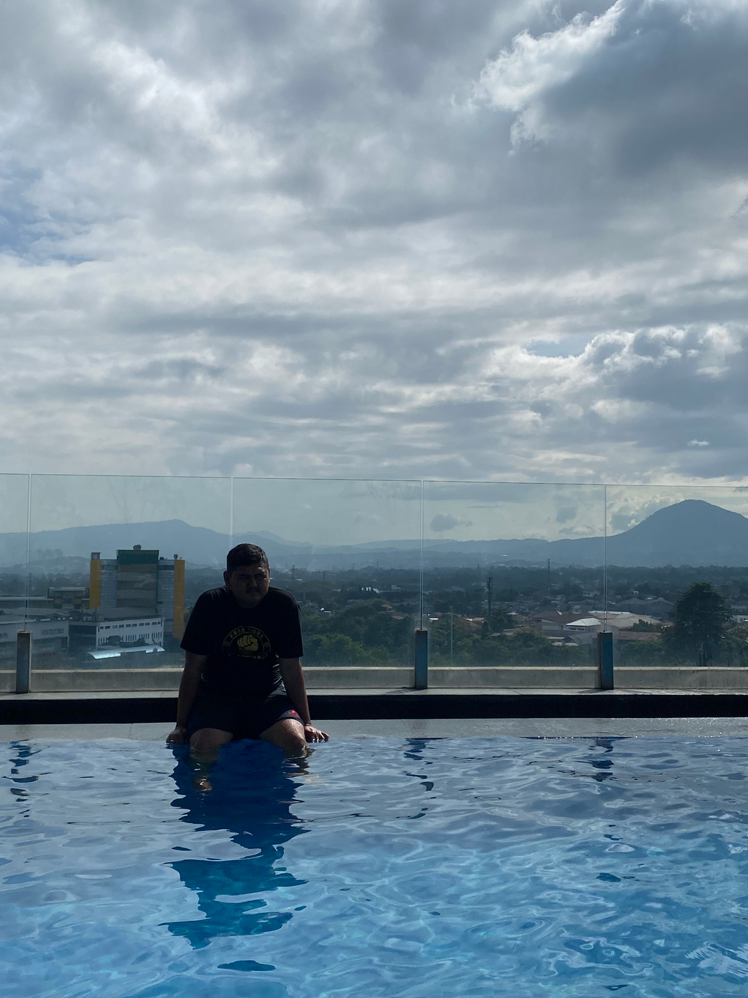 userImage-16